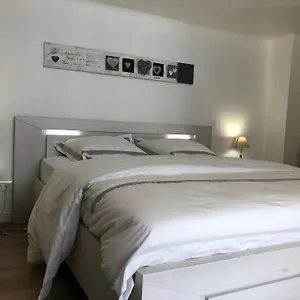 Apartment Nuitees Aixoises
